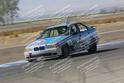 media/Oct-01-2022-24 Hours of Lemons (Sat) [[0fb1f7cfb1]]/10am (Front Straight)/